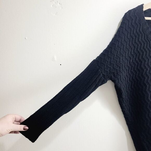 Noisy May Black Knit Drop Shoulder Sweater - Picture 2 of 7